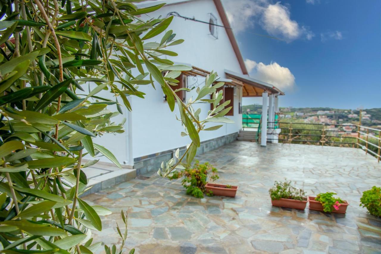 Eleonas Holiday Home Apartment Agios Stefanos Avliotes  Exteriör bild