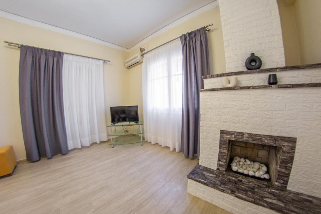 Eleonas Holiday Home Apartment Agios Stefanos Avliotes  Exteriör bild
