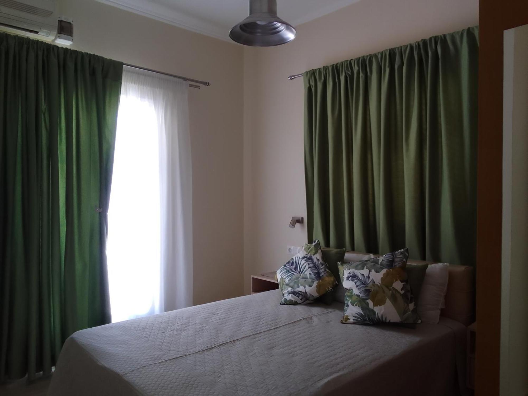 Eleonas Holiday Home Apartment Agios Stefanos Avliotes  Exteriör bild